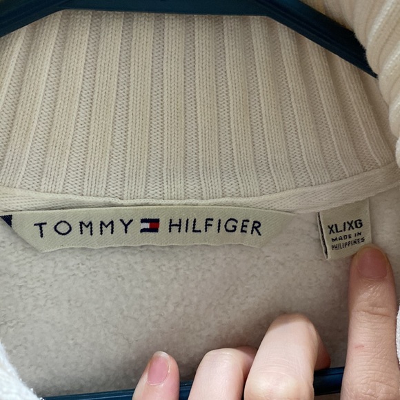 VINTAGE Tommy Hilfiger White Zip Pullover Sweatshirt - Picture 4 of 8